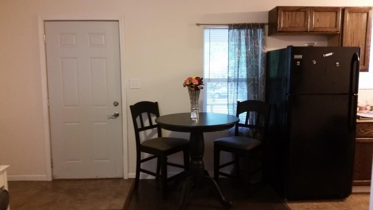 1551 Sturm Ave Apartment Indianapolis Ngoại thất bức ảnh